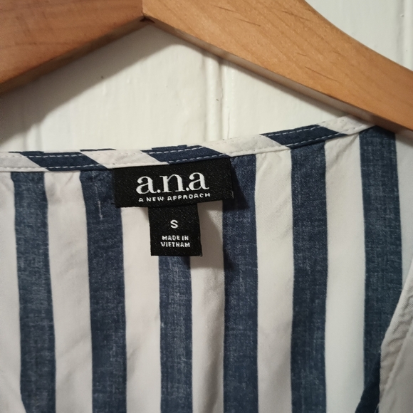 Ana Blue and White Striped Women's Top Small - Picture 3 of 9
